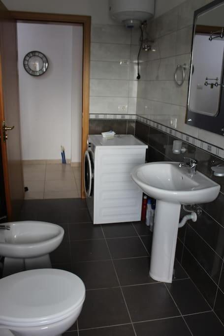 City Center Luxurious Apartment Shkodër エクステリア 写真
